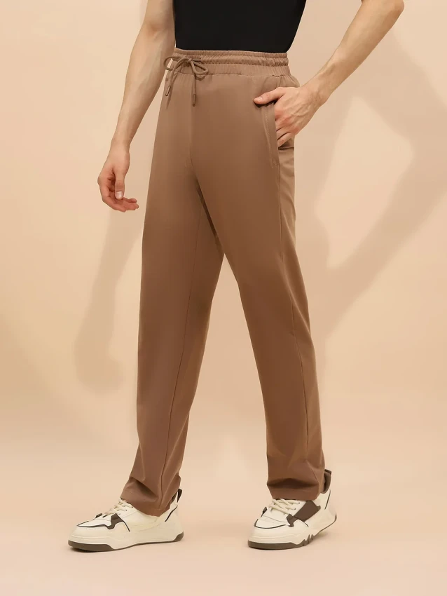 Men's bottom wear: (regular-fit)