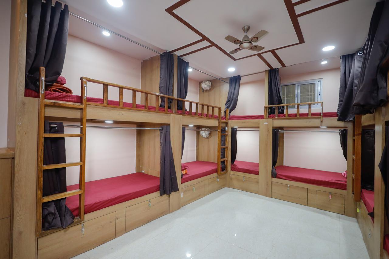 12 Bed Mix Dormitory