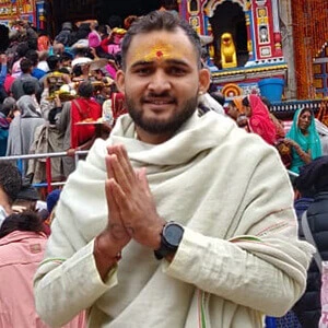 Picture of Ankit Ji the founder of 7 Chakras yoga school